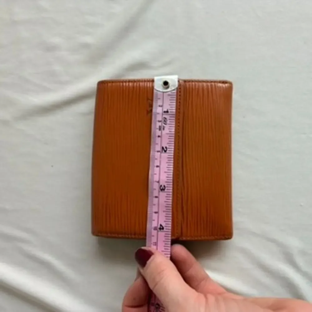 Vintage Louis Vuitton Epi Portefeuille Elise Trifold Wallet - Kenyan Fawn